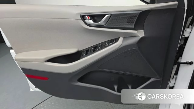 Hyundai Ionic Hybrid id 4944157 из Кореи 16