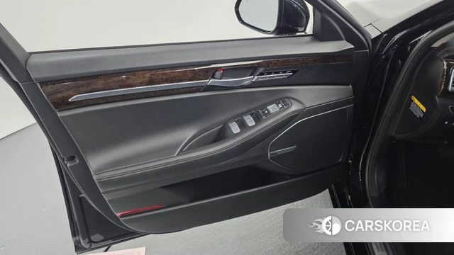 Genesis G90 id 5053482 из Кореи 16