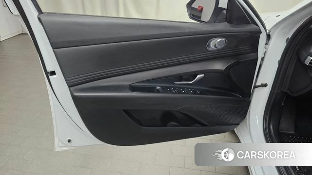 Hyundai Avante Hybrid (CN7) id 4958602 из Кореи 16