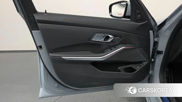 BMW 3 Series (G20) id 4980028 из Кореи 16