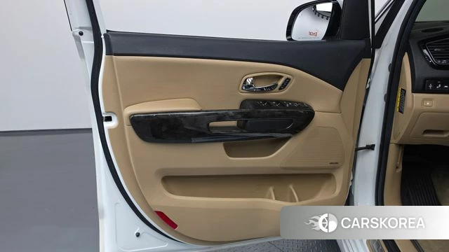 Kia The New Carnival id 4998455 из Кореи 16