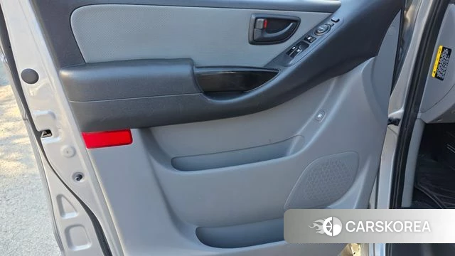 Hyundai The New Grand Starex id 4988559 из Кореи 16