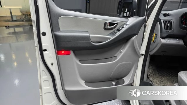 Hyundai The New Grand Starex id 4836476 из Кореи 16