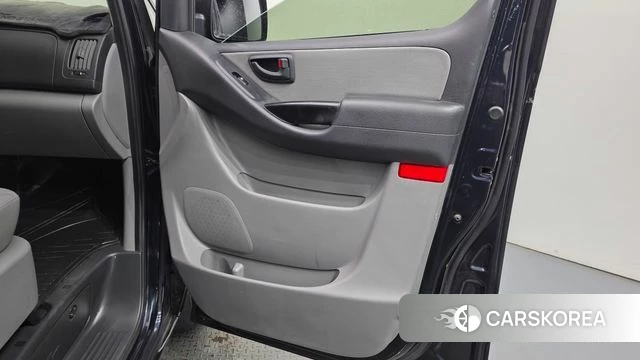 Hyundai The New Grand Starex id 4982626 из Кореи 16