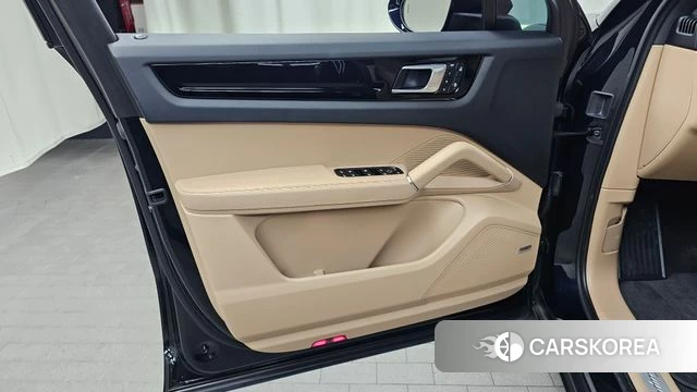 Porsche Cayenne (PO536) id 4916868 из Кореи 16