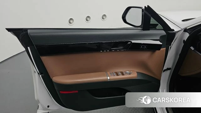 Hyundai Grandeur (GN7) id 4792617 из Кореи 16
