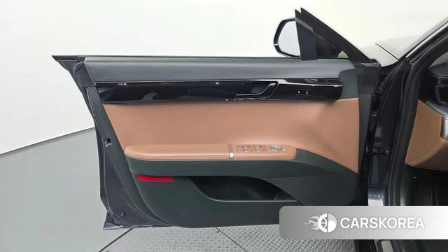 Hyundai Grandeur Hybrid (GN7) id 4981171 из Кореи 16