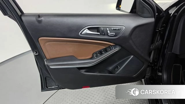 Mercedes-Benz GLA-Class X156 id 5024165 из Кореи 16