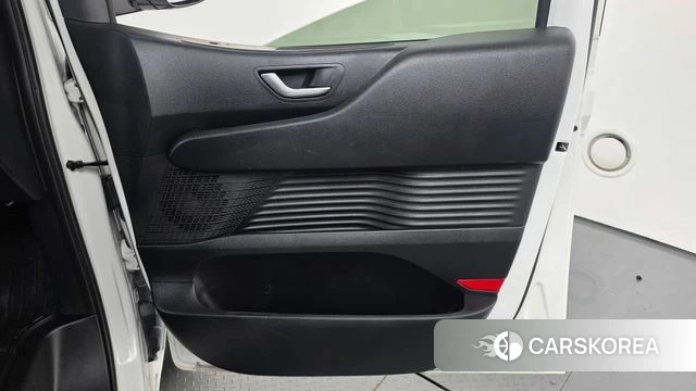 Hyundai Staria id 5038855 из Кореи 16