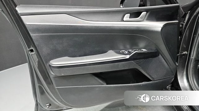Kia The New K5 3rd generation id 5016008 из Кореи 16
