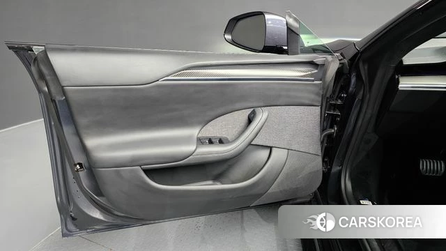 Tesla Model S id 5011276 из Кореи 16