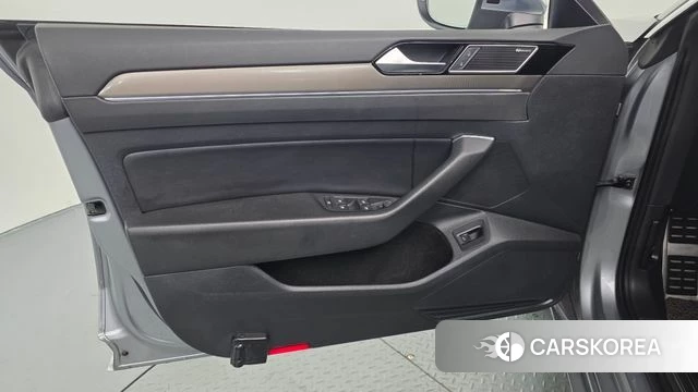 Volkswagen Arteon id 5041193 из Кореи 16
