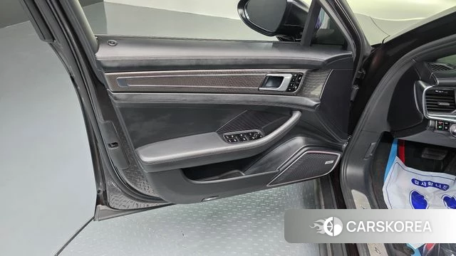 Porsche Panamera (971) id 5035727 из Кореи 16