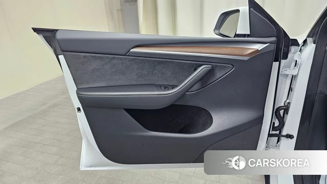Tesla Model Y id 4922085 из Кореи 16