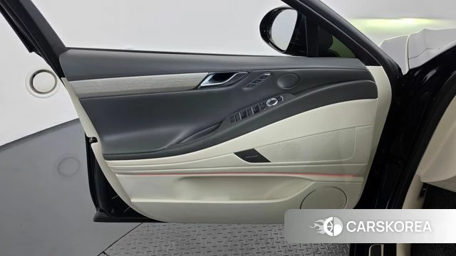 Genesis Electrified G80 (RG3) id 4990315 из Кореи 16