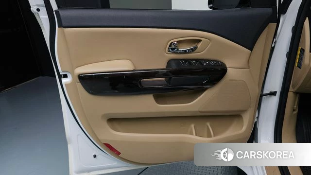 Kia The New Carnival id 5035779 из Кореи 16