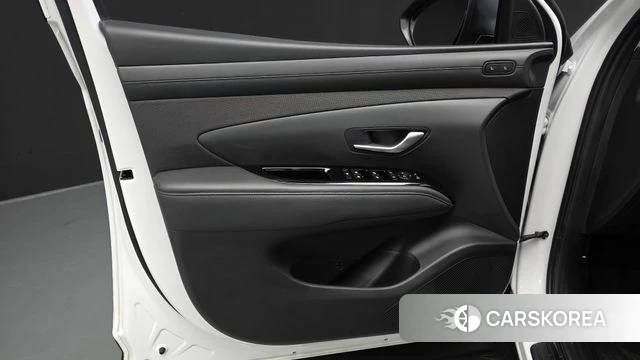 Hyundai The New Tucson (NX4) id 5026217 из Кореи 16