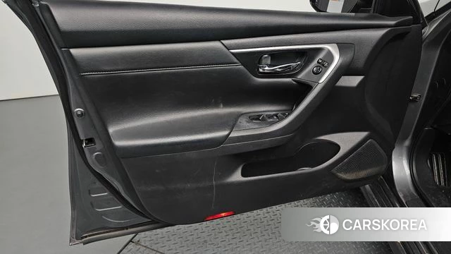 Nissan Altima id 5029540 из Кореи 16