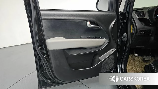 Kia The New Kia Ray id 4701558 из Кореи 16