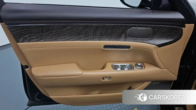 Genesis G90 (RS4) id 4996635 из Кореи 16