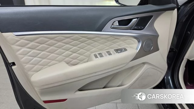 Genesis G70 id 5013555 из Кореи 16