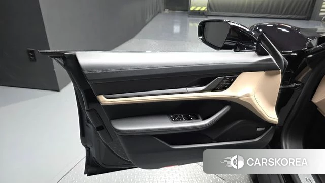 Porsche Taycan id 4987250 из Кореи 16