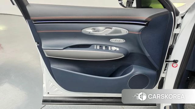 Genesis GV70 id 4995753 из Кореи 16