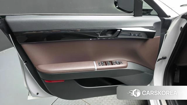 Hyundai Grandeur Hybrid (GN7) id 4991324 из Кореи 16
