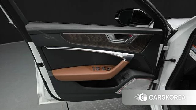 Audi A6 (C8) id 5016588 из Кореи 16