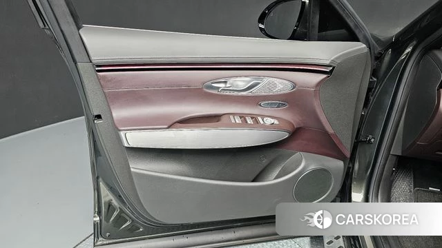 Genesis GV70 id 4928193 из Кореи 16