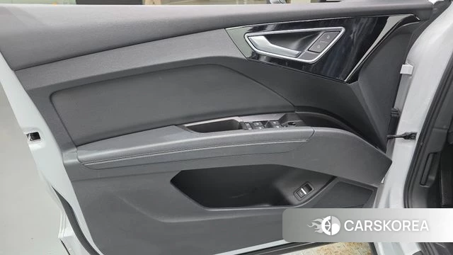 Audi Q4 e-Tron (F4) id 4905506 из Кореи 16