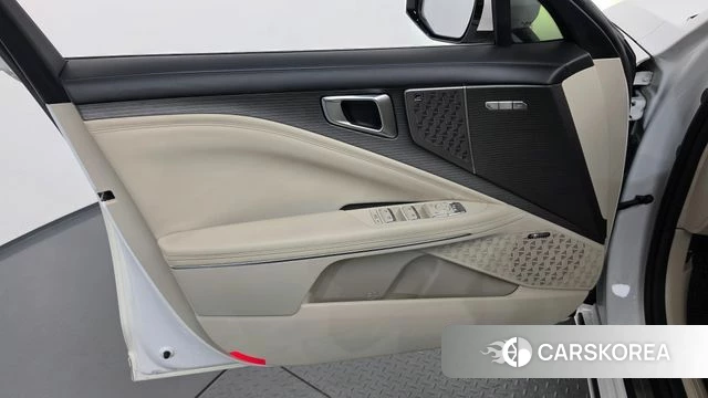 Kia The New K8 Hybrid id 5045629 из Кореи 16