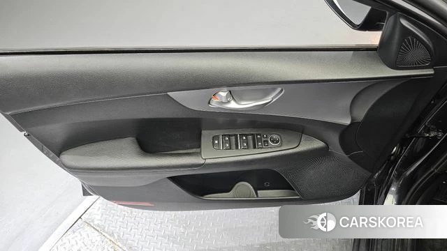 Kia The New K3 2nd generation id 4958284 из Кореи 16