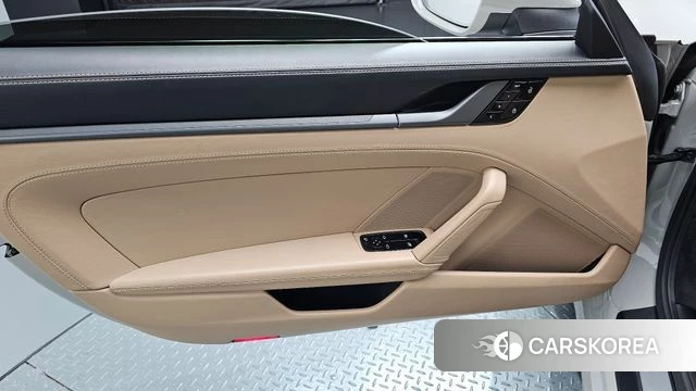 Porsche 911(992) id 5035093 из Кореи 16