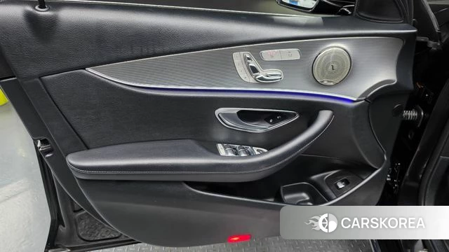 Mercedes-Benz E-Class W213 id 4937634 из Кореи 16