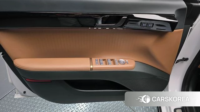Hyundai Grandeur Hybrid (GN7) id 4834346 из Кореи 16