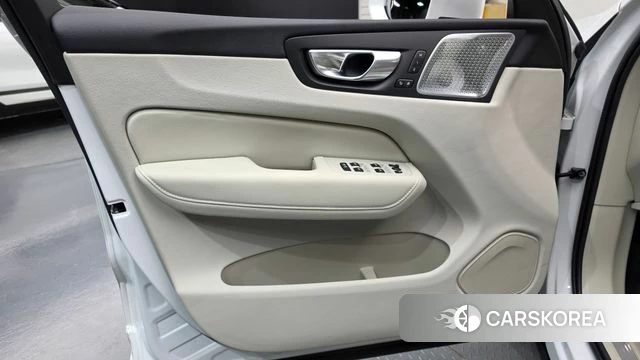 Volvo XC60 second Generation id 5038909 из Кореи 16