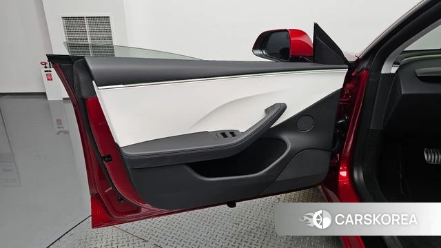 Tesla Model 3 id 5026476 из Кореи 16