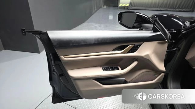 Porsche Taycan id 4985811 из Кореи 16