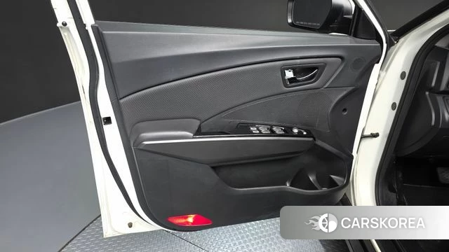 Ssangyong Tivoli Air id 4988341 из Кореи 16