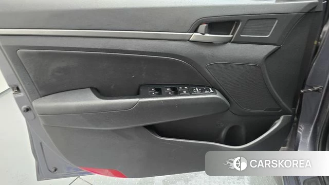 Hyundai Avante AD id 5018953 из Кореи 16