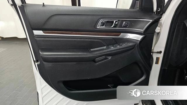 Ford Explorer id 5029428 из Кореи 16