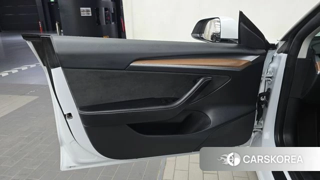 Tesla Model 3 id 4779099 из Кореи 16