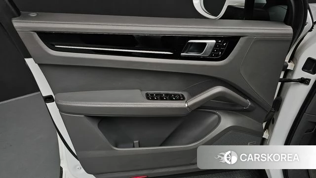 Porsche Cayenne (PO536) id 4918665 из Кореи 16