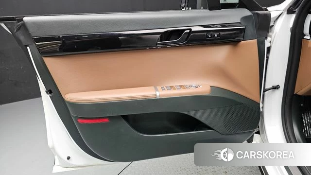 Hyundai Grandeur Hybrid (GN7) id 4980981 из Кореи 16