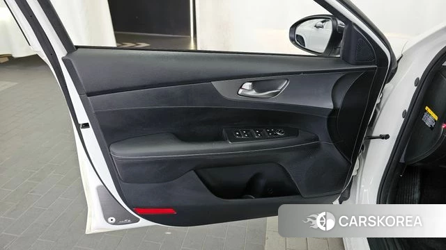 Kia Come New K3 id 5035806 из Кореи 16