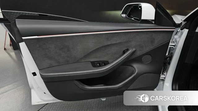 Tesla Model 3 id 4710779 из Кореи 21