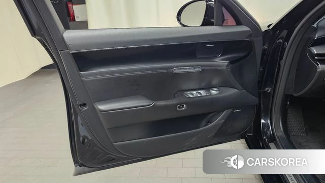 Genesis G90 (RS4) id 4917507 из Кореи 16