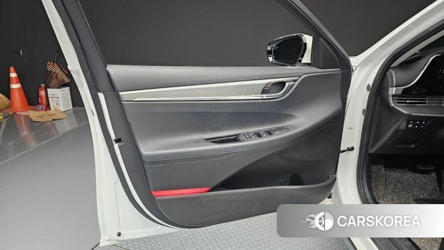 Hyundai The New Grandeur IG Hybrid id 4936814 из Кореи 16