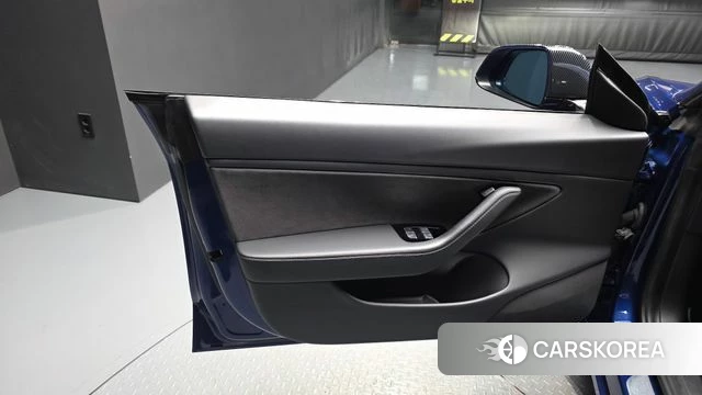 Tesla Model 3 id 4759580 из Кореи 16